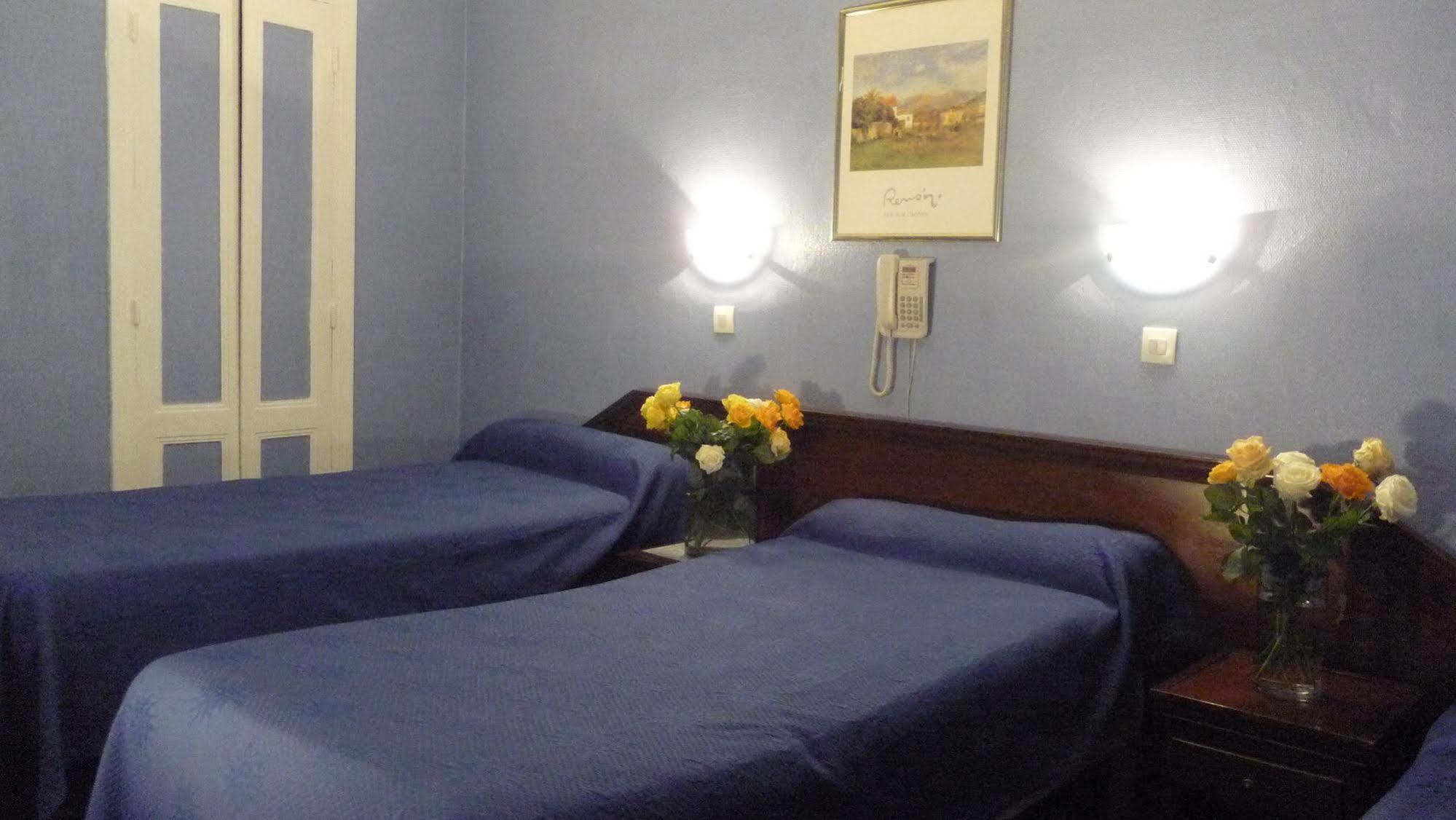Ambassadeur Hotel Parijs
